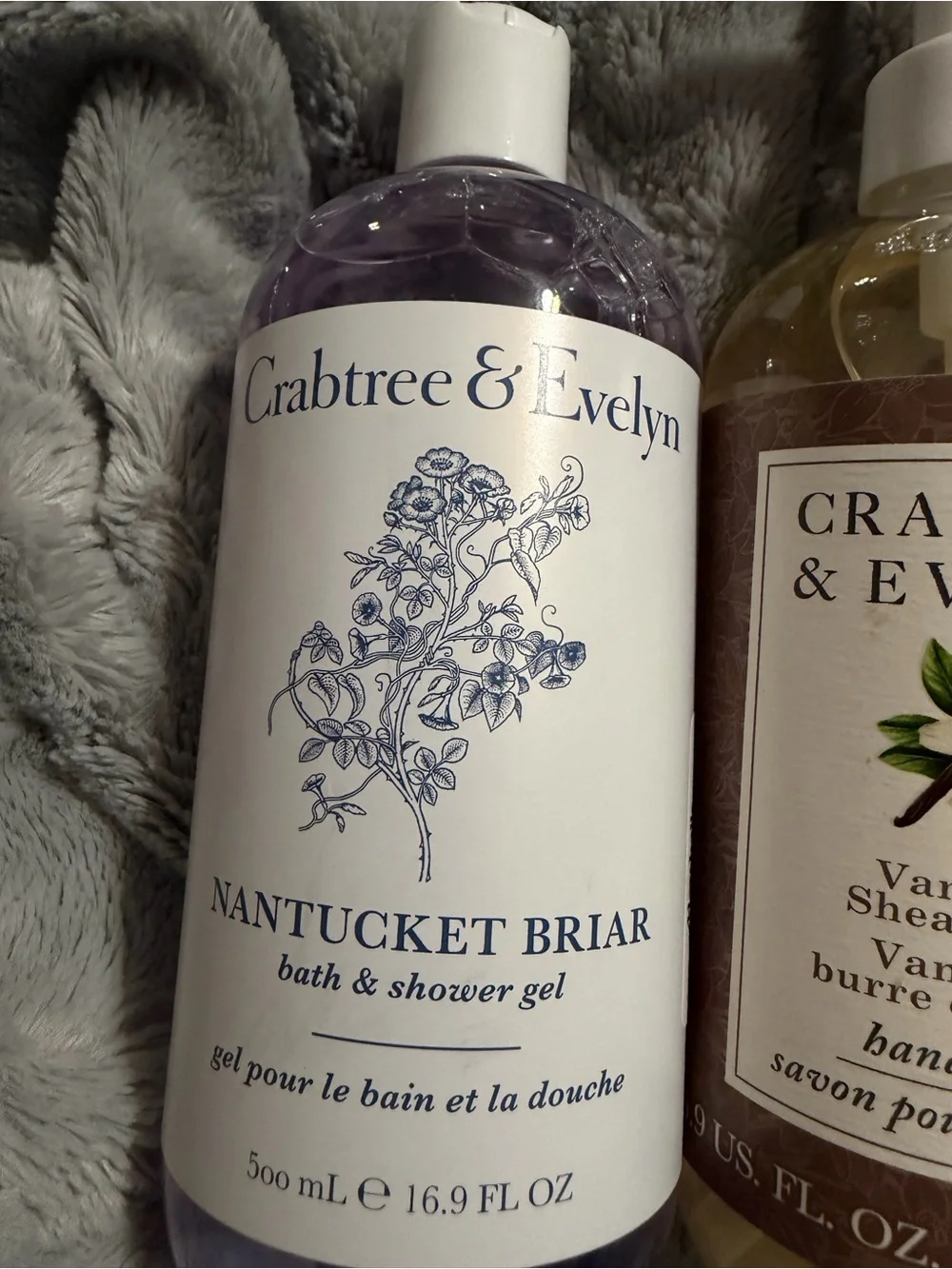 Crabtree & Evelyn bath gel and vanilla hand wash nib